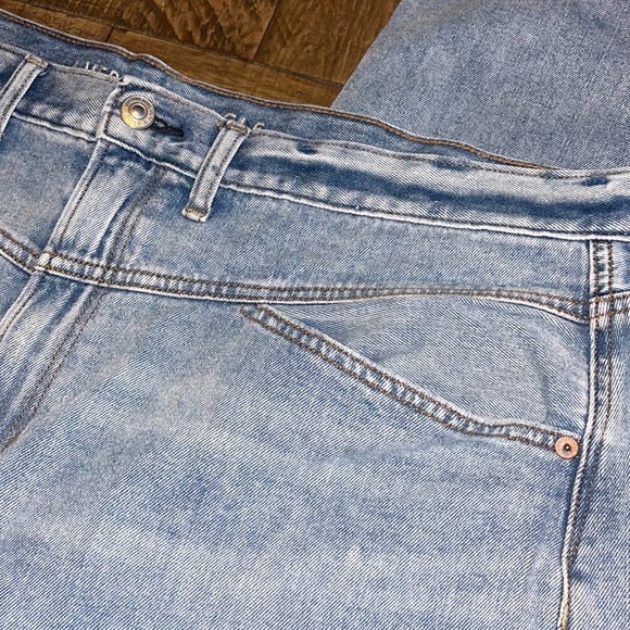 AE Mom Jeans - Picture 4 of 10